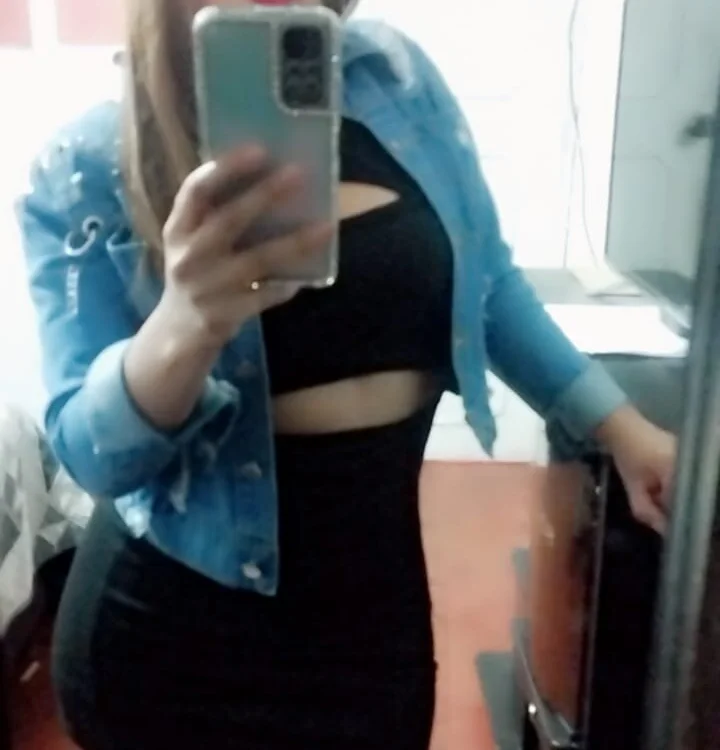 nicolee_millerr's Offline XXX Chat