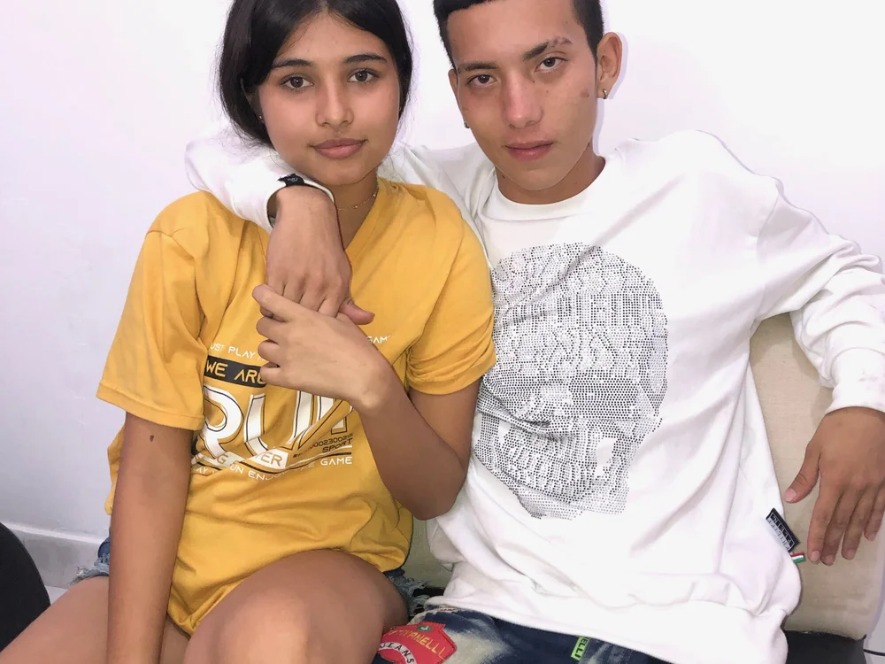 small_sex's Offline XXX Chat