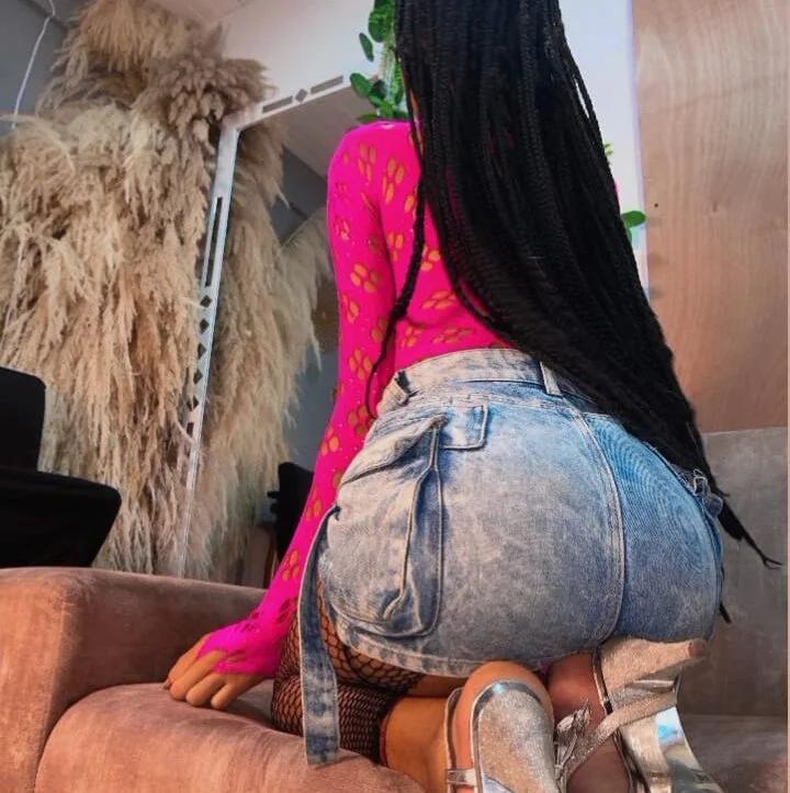 ChocoBunny1's Offline XXX Chat