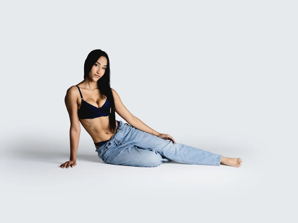 vanessa_cross1