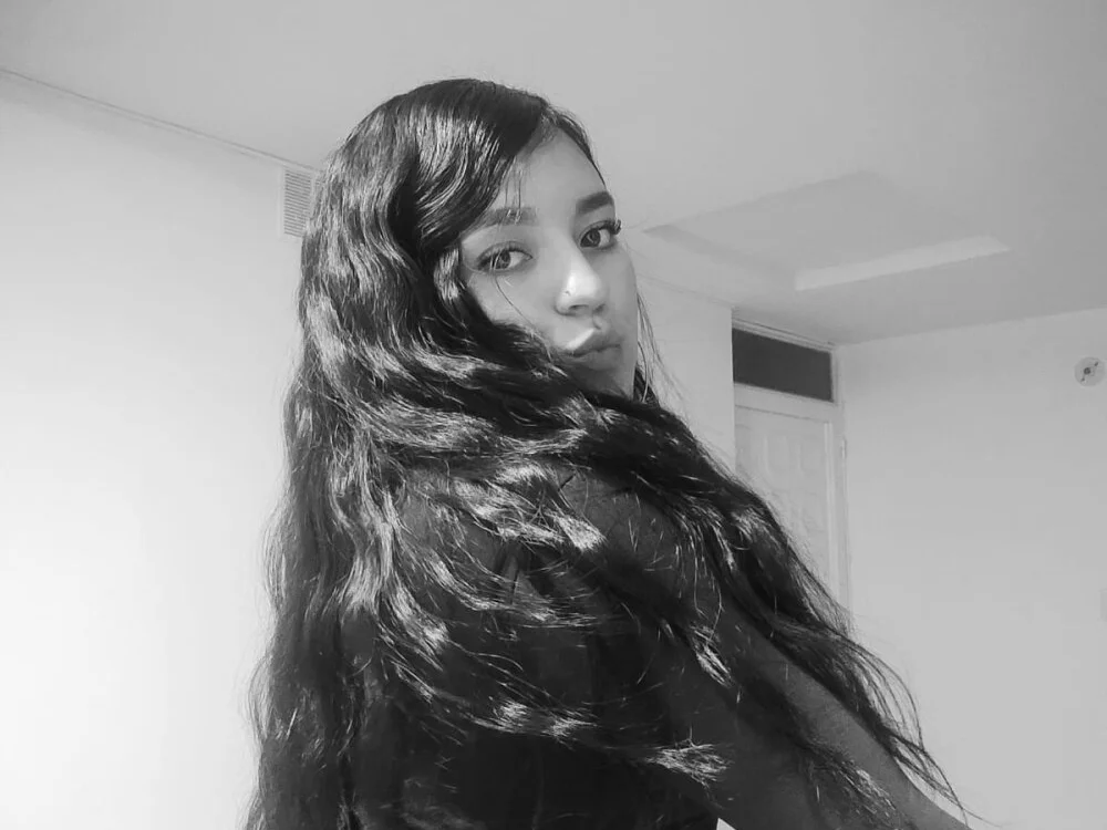 ivy_lara Offline XXX-Chat