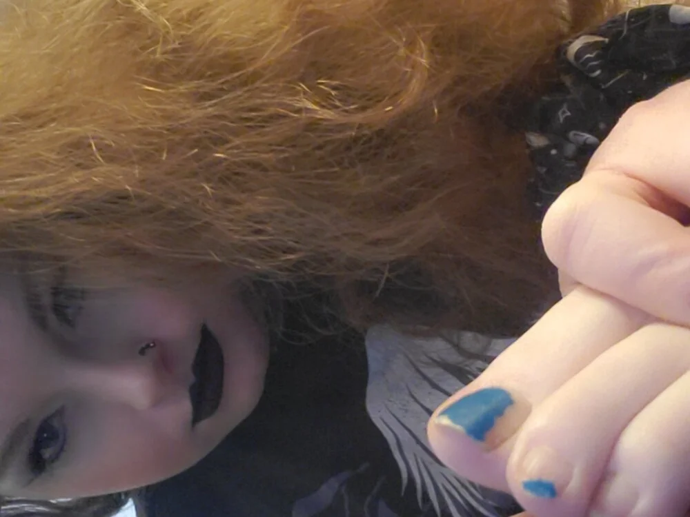 littlered1031: офлайн-секс-чат