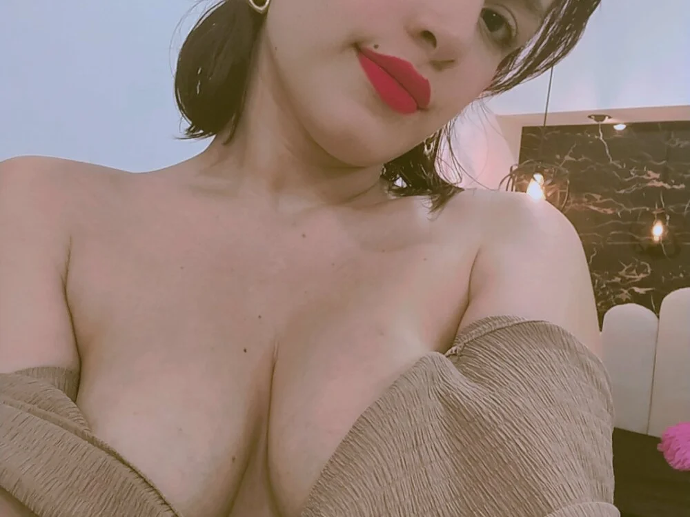 Annyrosee offline XXX-chat