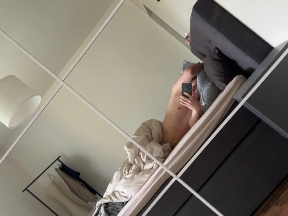 Nira16 Offline XXX-Chat