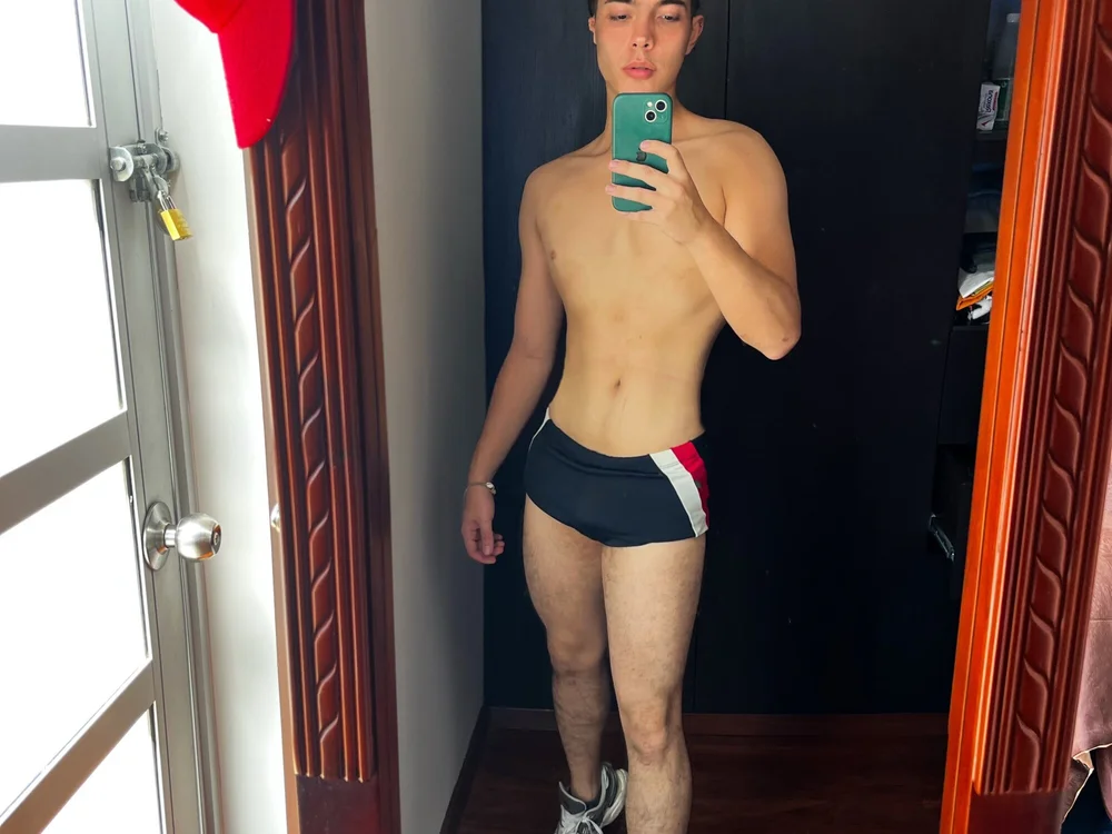 mateosantiago24's Offline XXX Chat