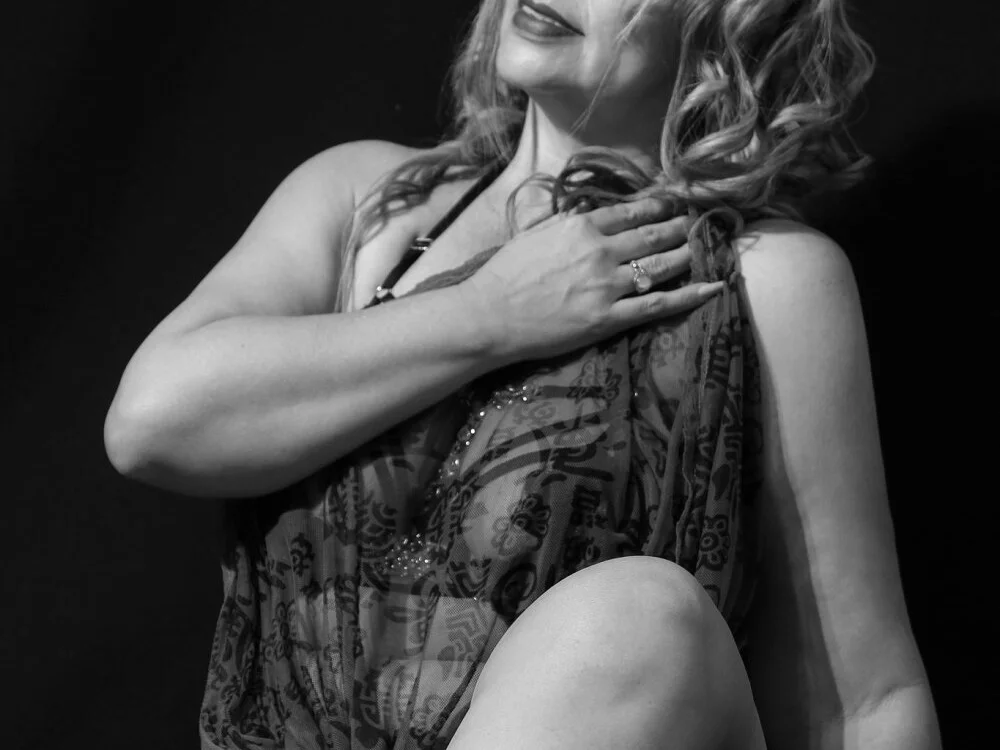 gisela27n Offline XXX chat