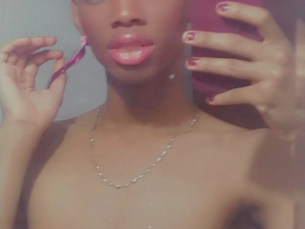 Tiffany_Valentine15のオフラインXXXチャット