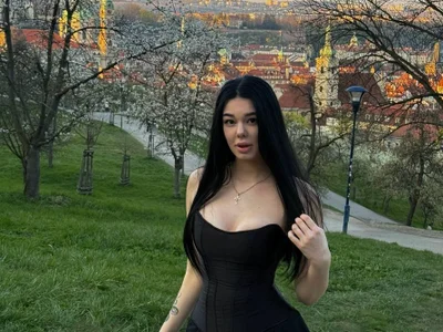 TishaEilts - Girl 