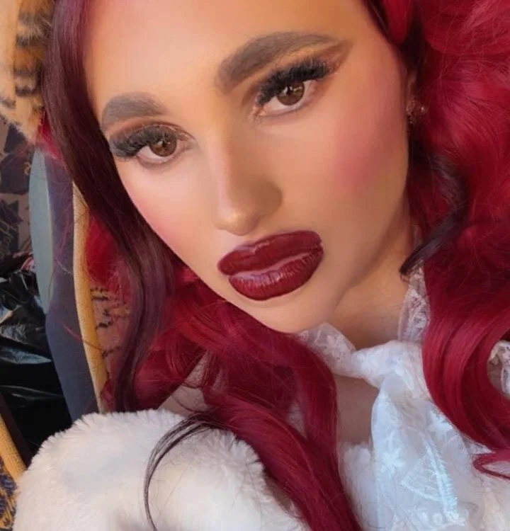 Czat XXX na żywo – AriBlair