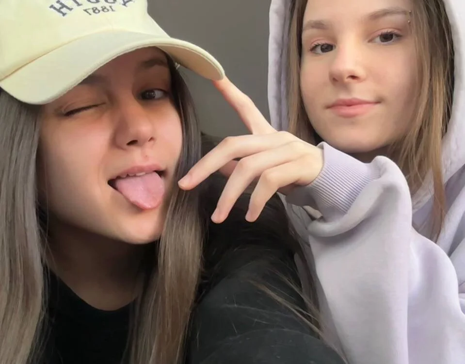 HarleyCaudle offline chatrum