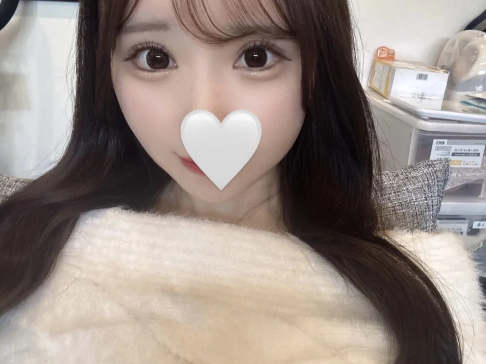 Hinahina_0111's Offline XXX Chat