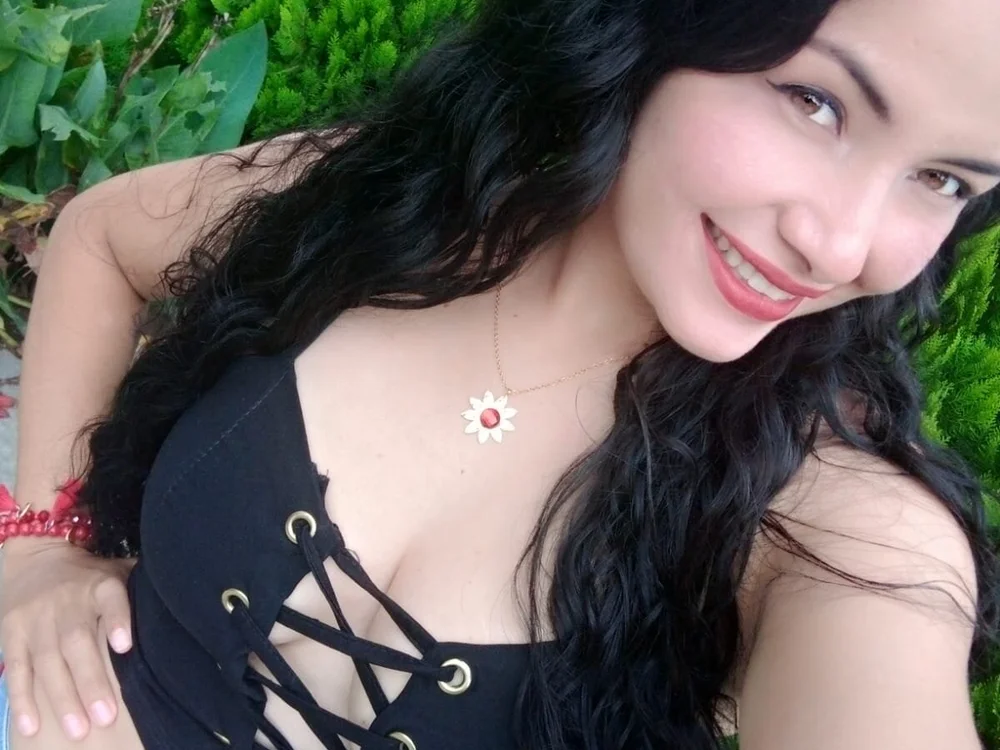 Saray_420's Offline XXX Chat