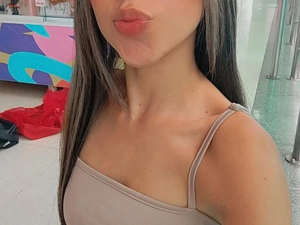 SammanthaOlssen 2
