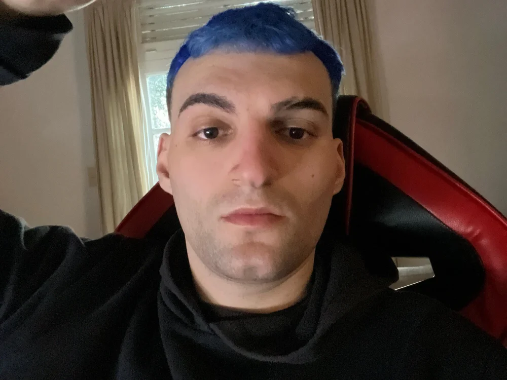 elcondu's Offline Chat Room