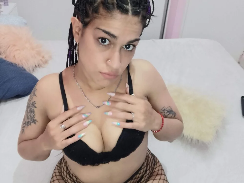 Katypla's Offline XXX Chat