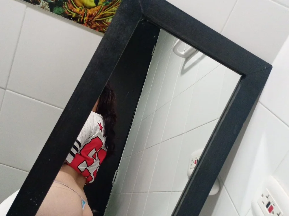 Charlotte-1306 offline chatrum