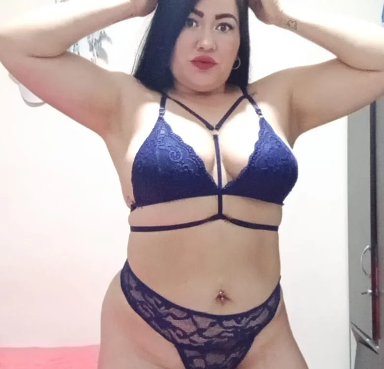 nicolletorres' Offline XXX Chat