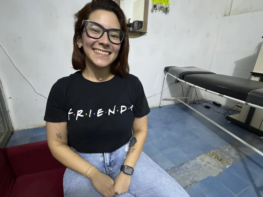FernanditaRodri's Offline Chat Room