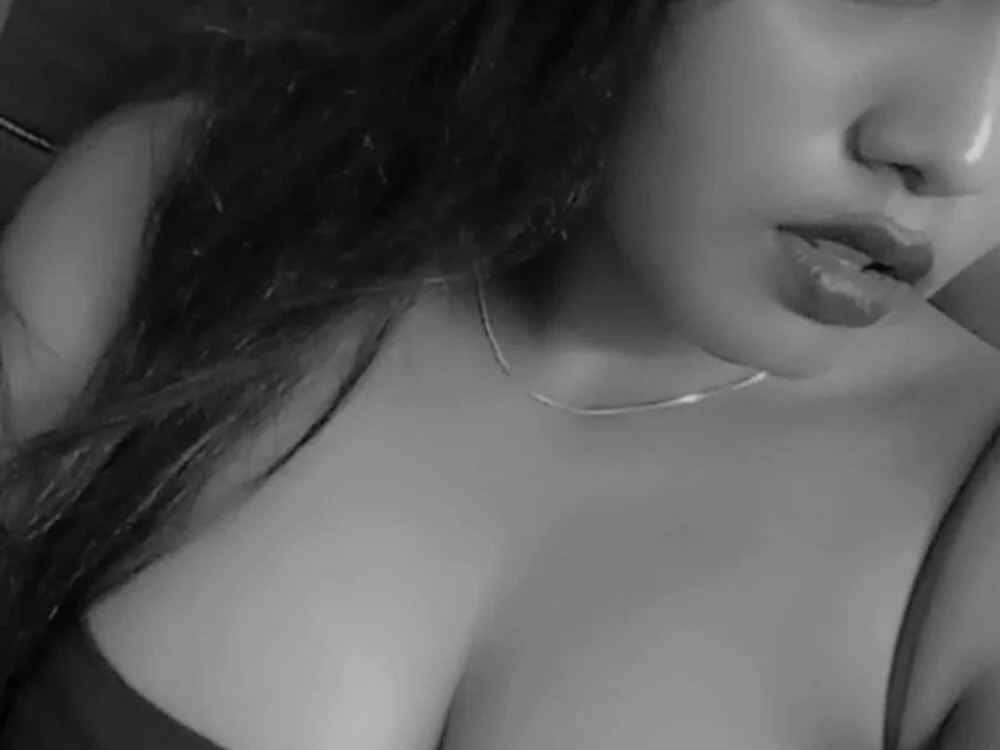 แชท XXX ออฟ  ไลน์ของ cuteriya5