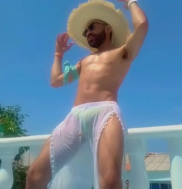 Axe_jones