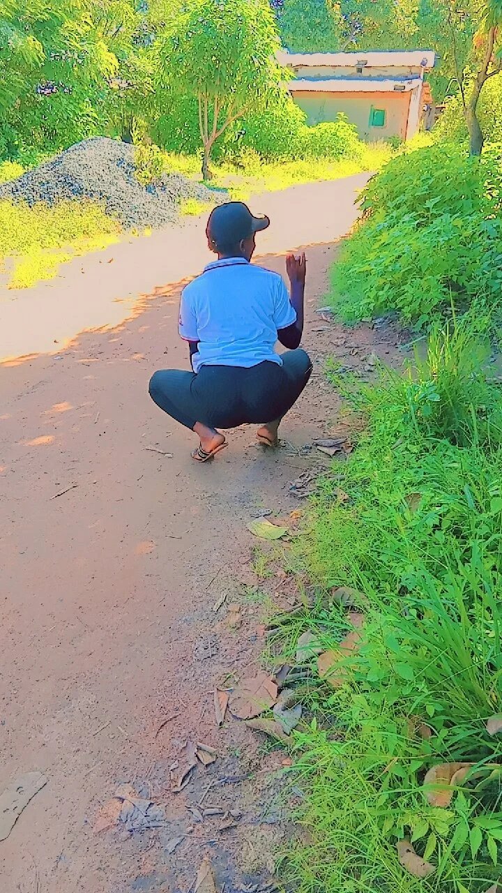 essyqueenk cover photo