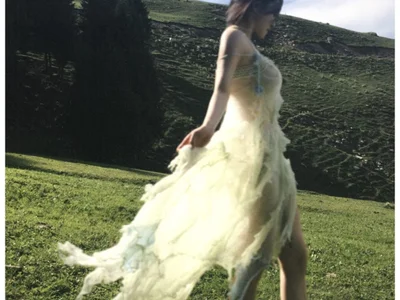 Anechkamelu - Girl 