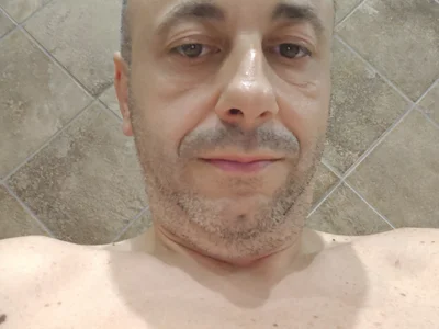Cazz8 Male White Live Webcam Strip
