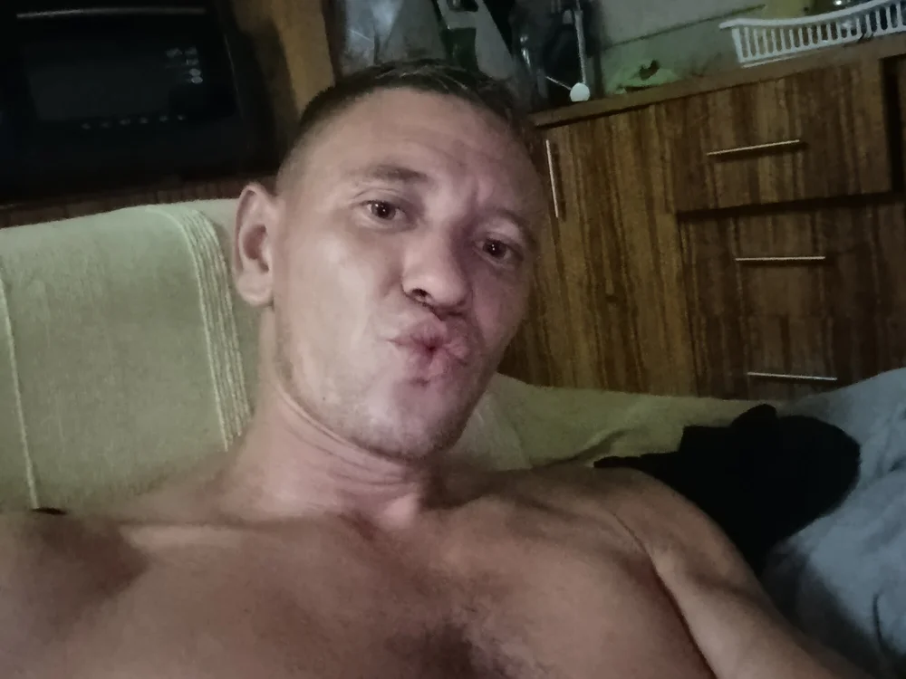 7GiPSooN7 offline chatrum