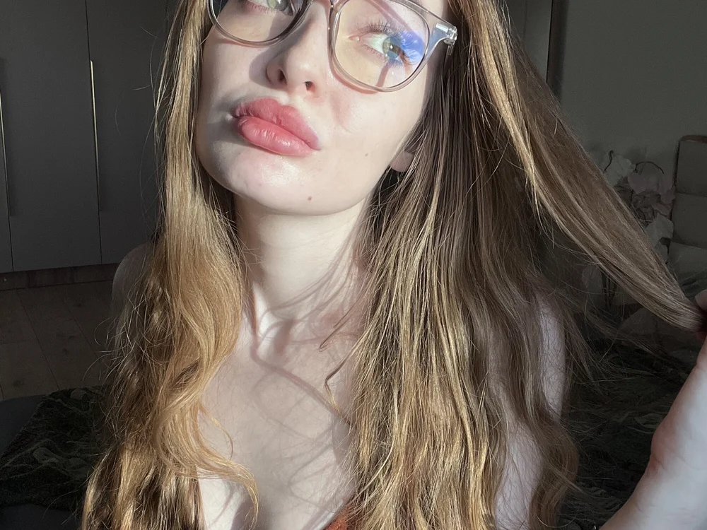 HeyLissaCainn Offline chat-huone