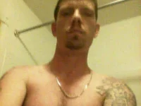 Roadie0187's Offline XXX Chat