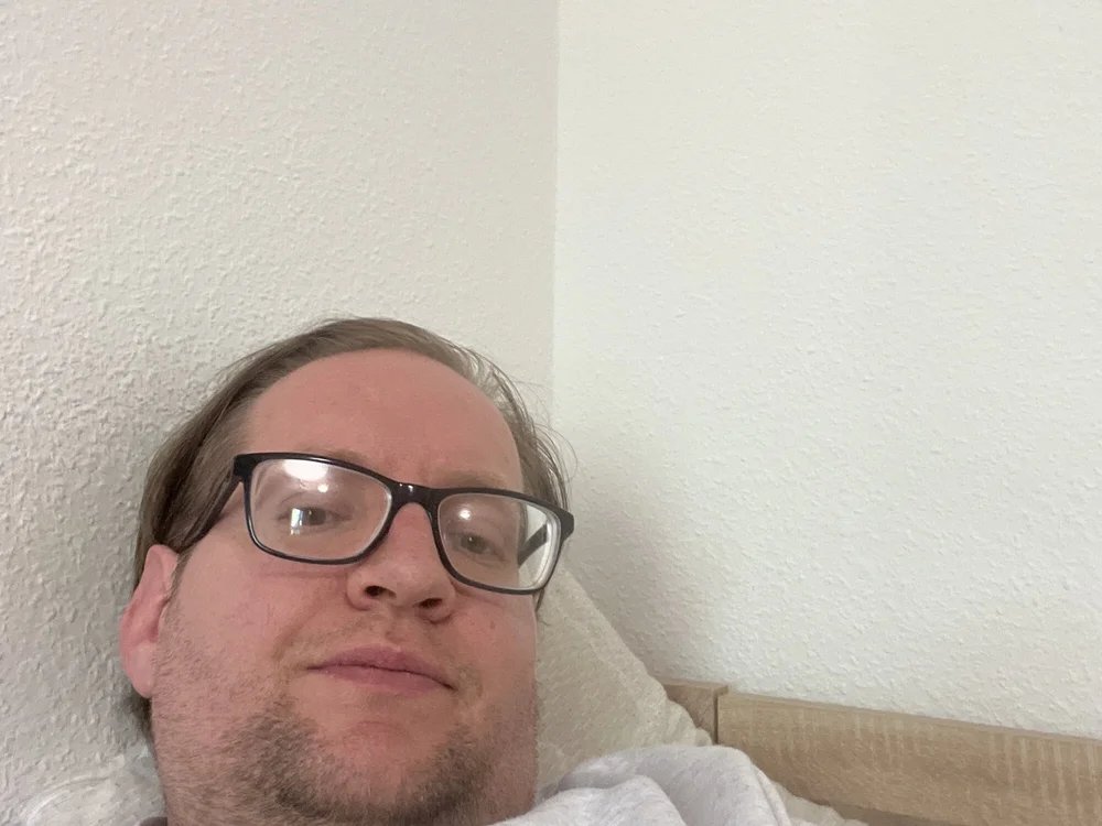 danielboy2's Offline Chat Room