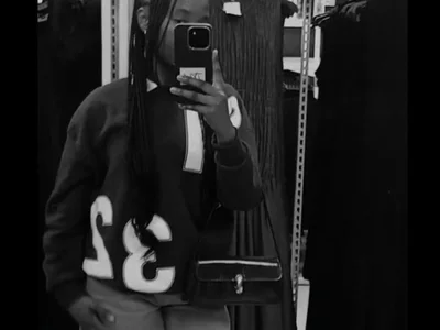 Olwee_nana21