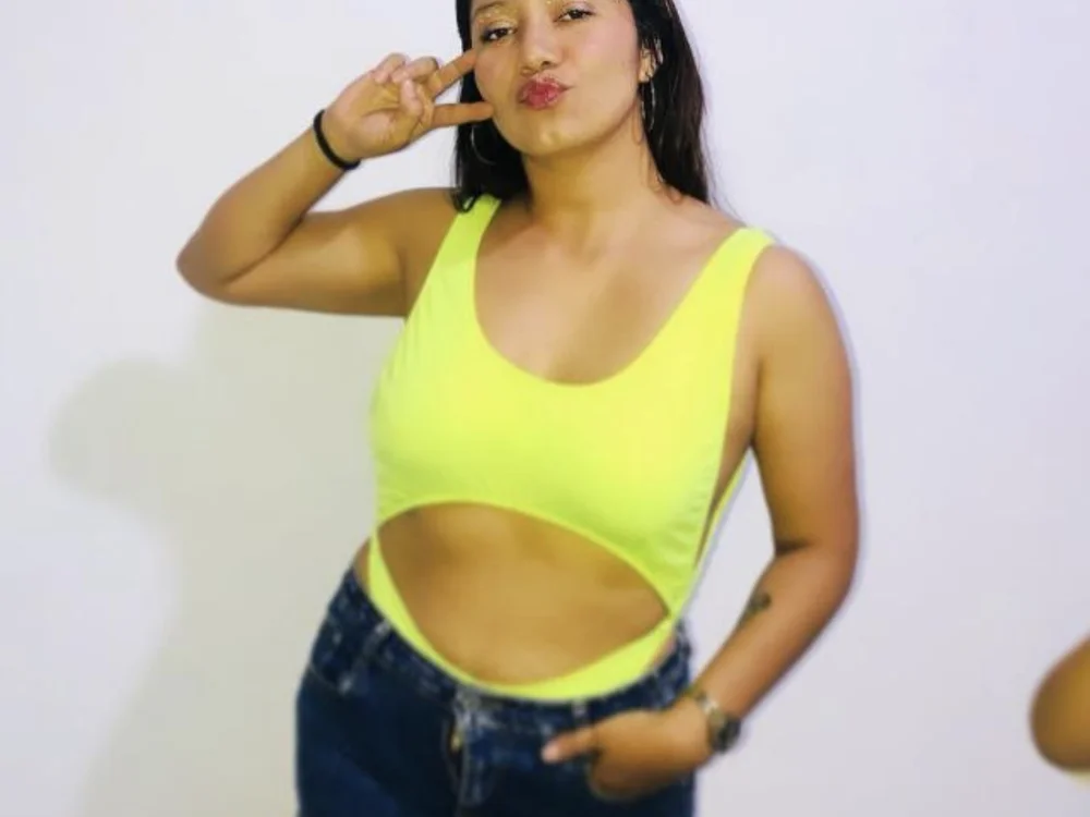 Catalina_exotic's Offline XXX Chat