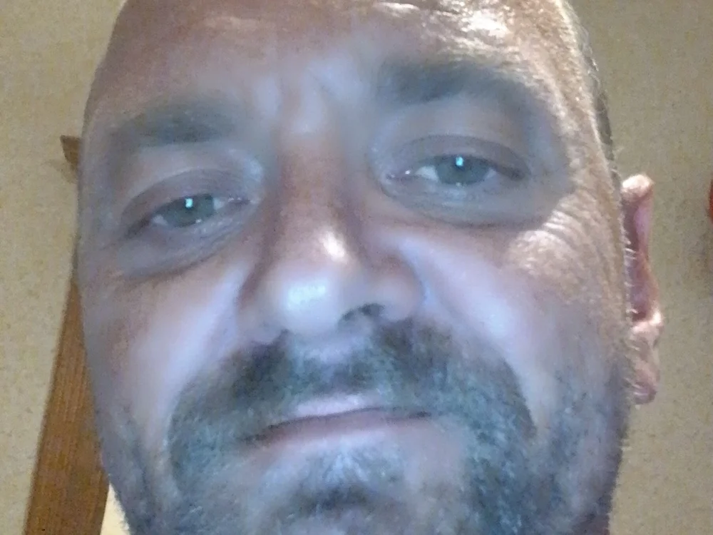 Stanik47's Offline Chat Room