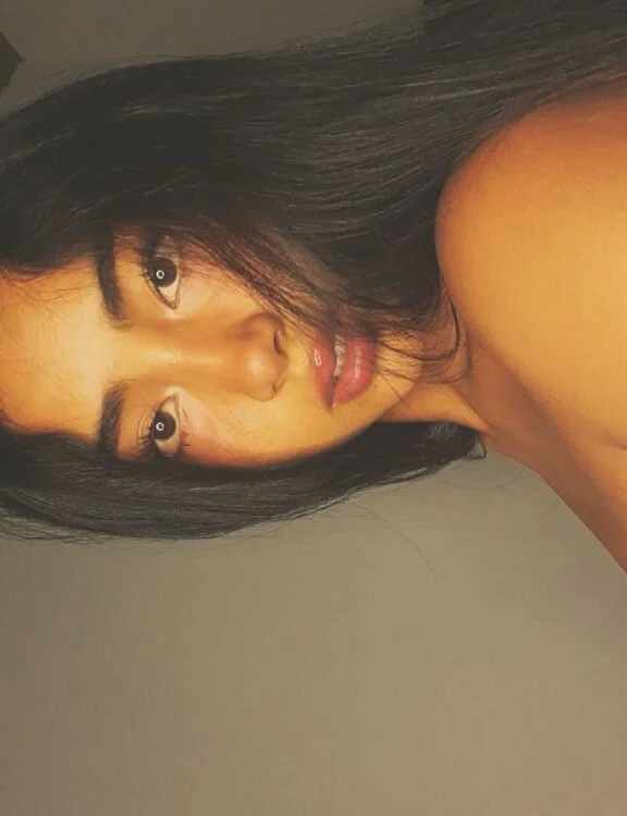 Fatimaa_666's Offline XXX Chat