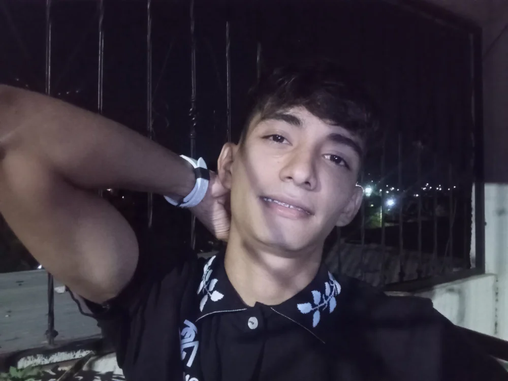 Danny_Phamt0n's Offline XXX Chat