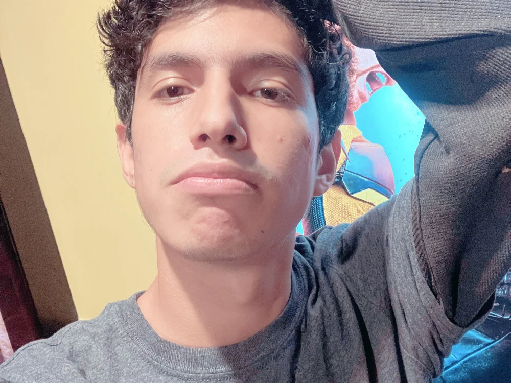 danieldjgo's Offline Chat Room