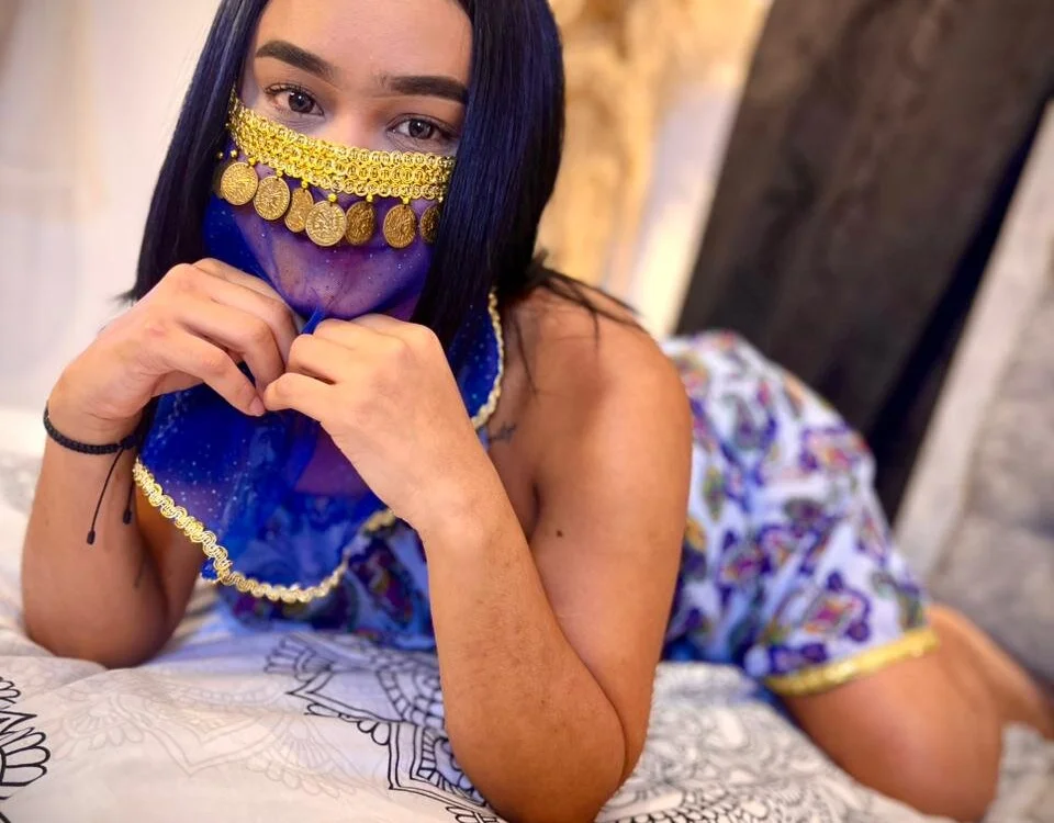 YasminRoouse offline chatrum