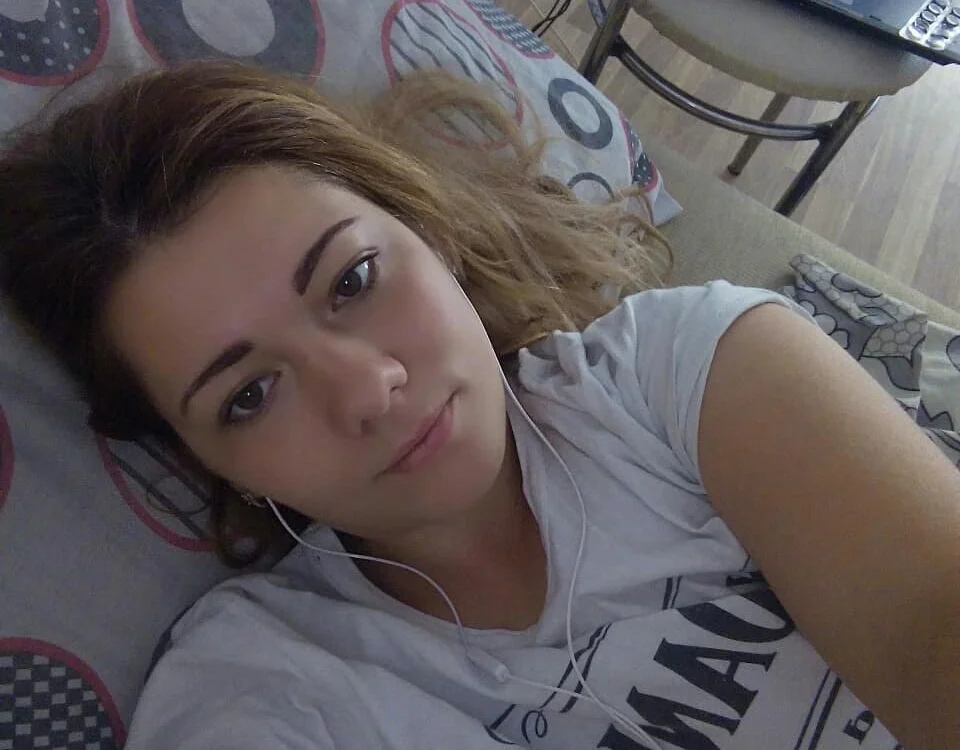 Cecily_Sally offline chatrum