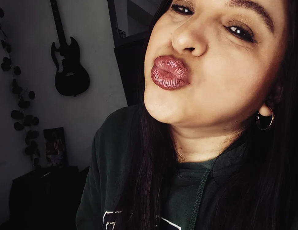 Dalila_Cobain Chat XXX offline