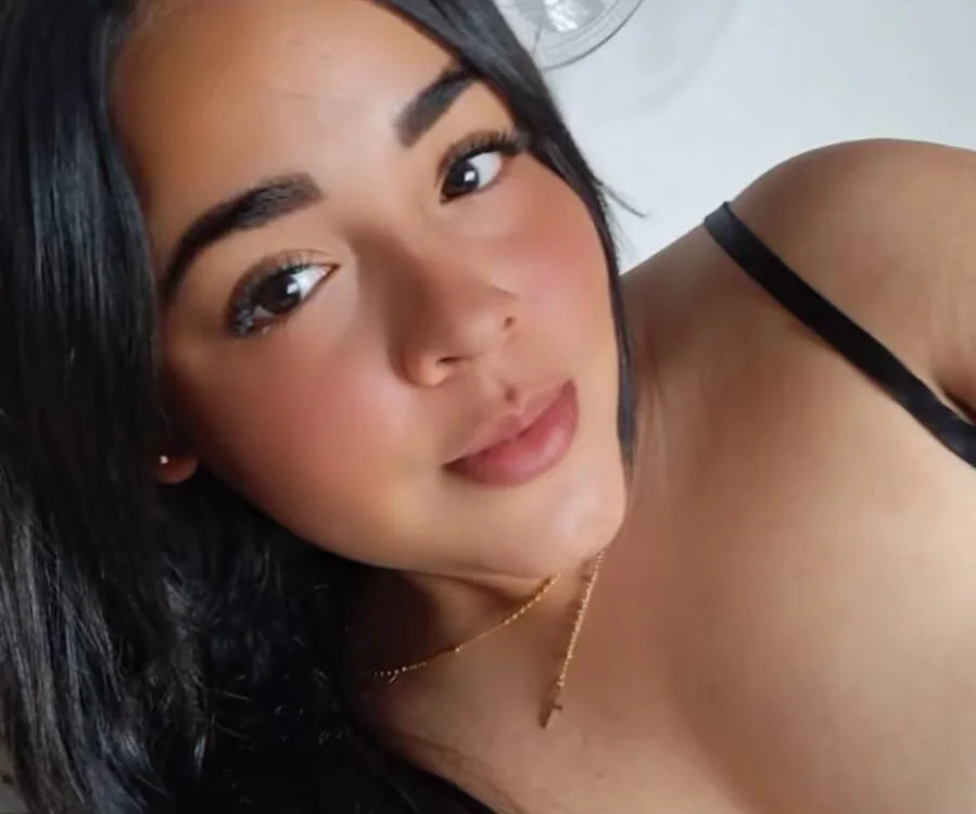 FireDollxのオフラインXXXチャット