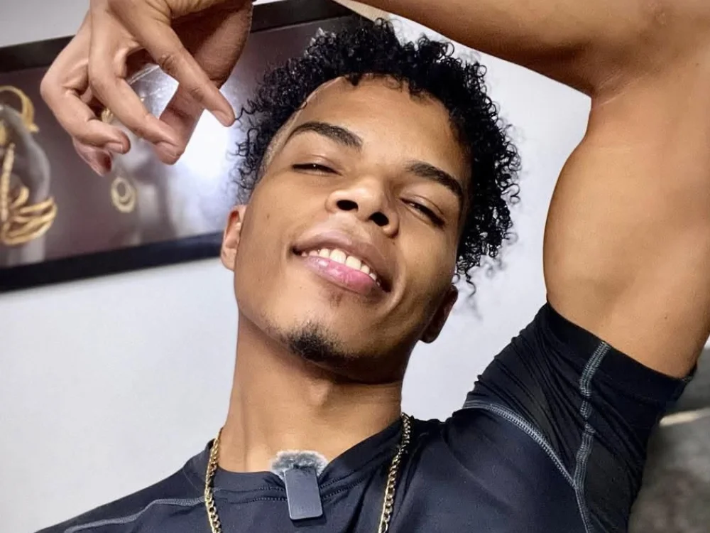 charless_horny cover photo