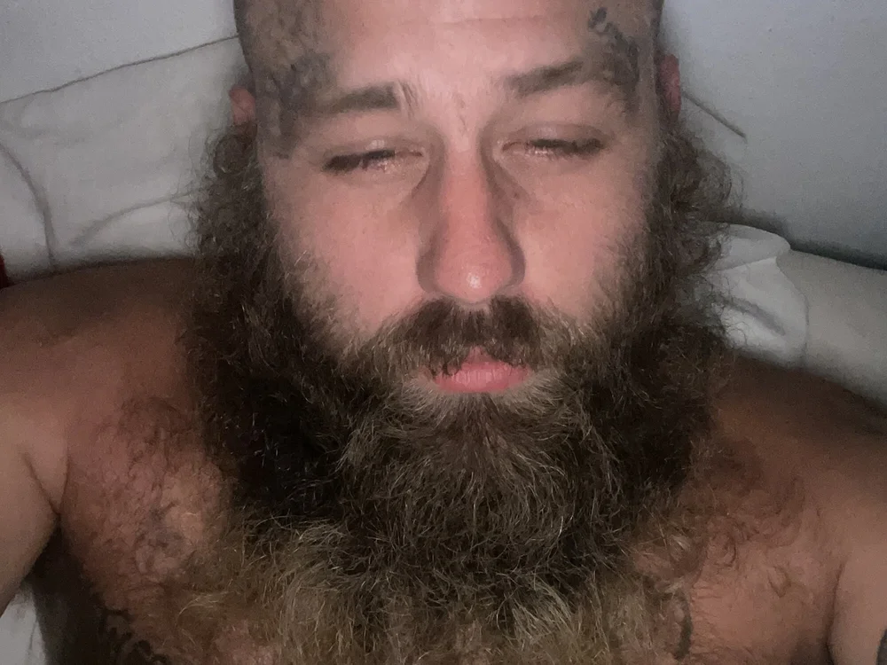 pussymonster2323's Offline XXX Chat