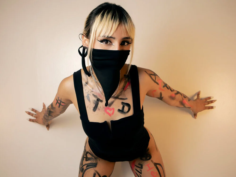 MaveParks_ Offline XXX Chat