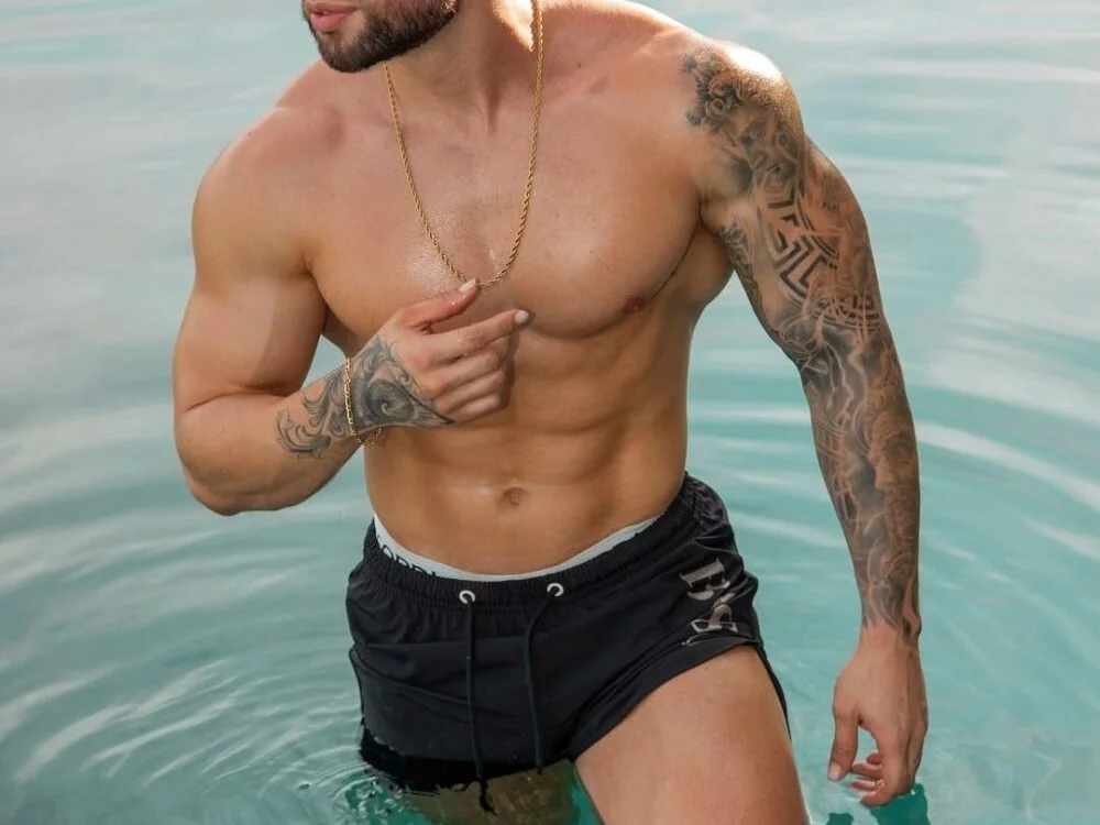 OwenMaximus814 Adlı Modelin Çevrimdışı XXX Sohbeti