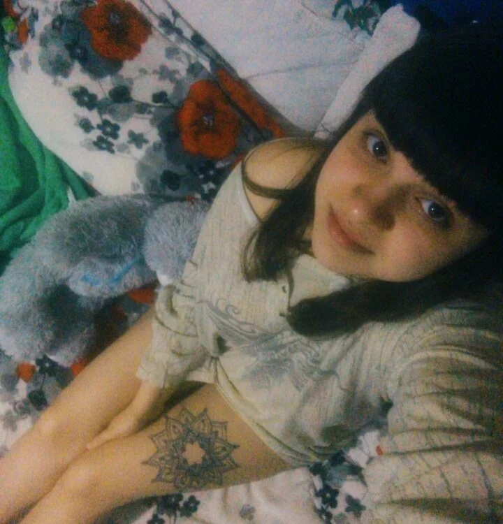 MandyViolett's Offline Chat Room