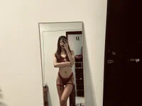 Amarah_Deluxeee's webcam live show