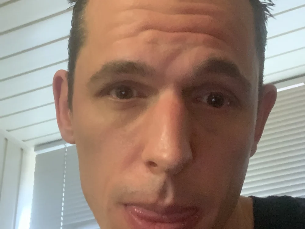 Offline chatovací místnost DoubleDutchMann