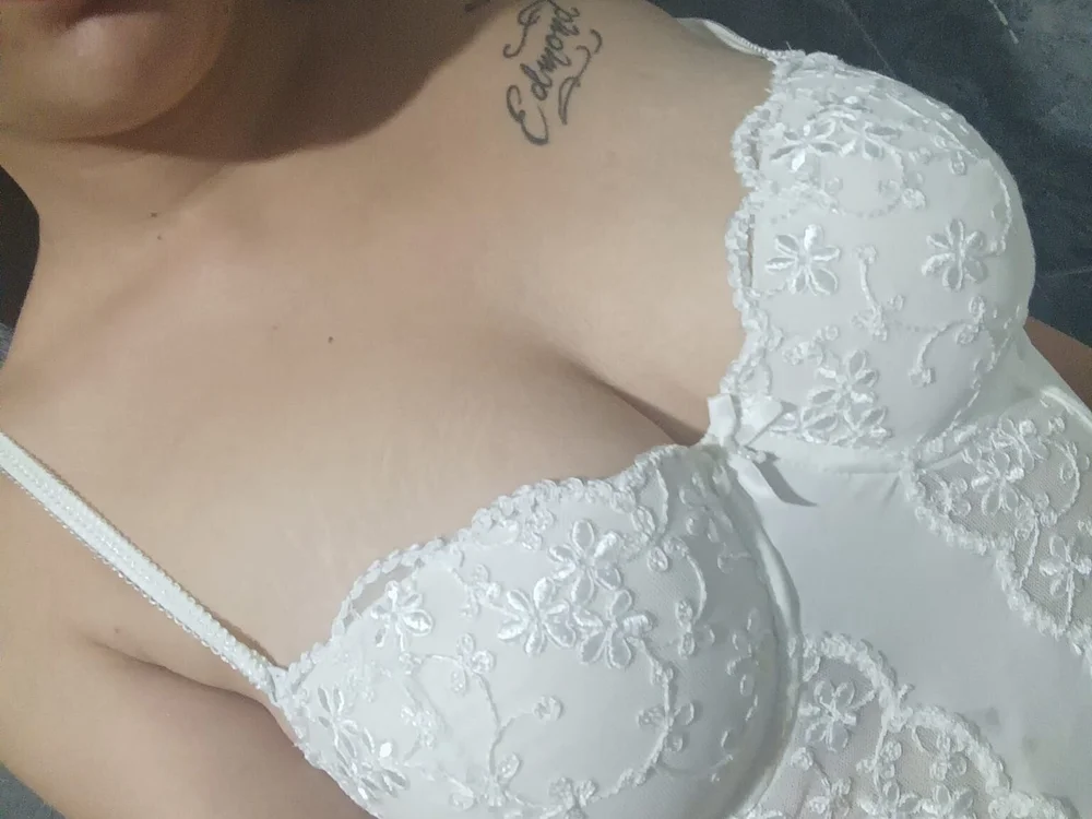 MILF_SQUIRT_XXX's Offline XXX Chat
