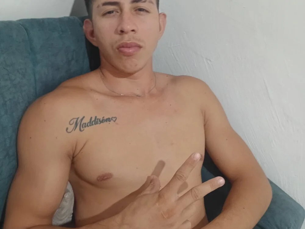 v3gueta1214 离线XXX聊天